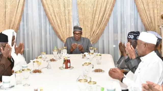 Ọrẹ atigba ewe ni Aarẹ Buhari ati Isa Funtua jẹ, wọn si jọ maa n jẹun ninu awo kan naa.