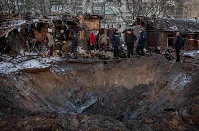 Шостка, воронка от ракеты