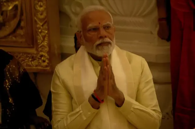 বেলা ১২ টা ২৯ মিনিট ৮ সেকেন্ড থেকে বেলা ১২ টা ৩০ মিনিট ৩২ সেকেন্ডের মধ্যে ‘প্রাণপ্রতিষ্ঠা’ হয়েছে।