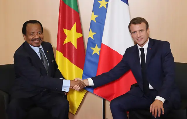 Emmanuel Macron et Paul Biya