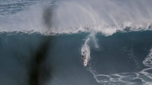 Surfista João De Macedo