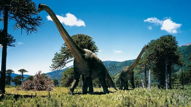 ডাইনোসর।