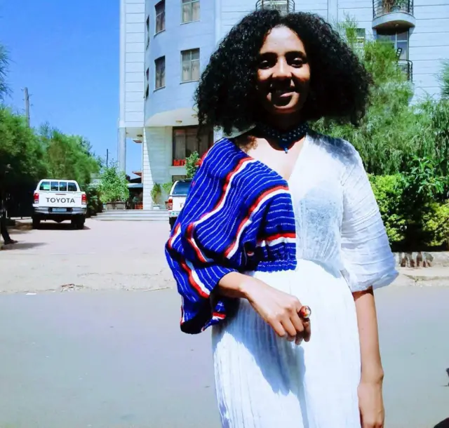 Ogeettii vaayoliinii Yegillee Siraaj