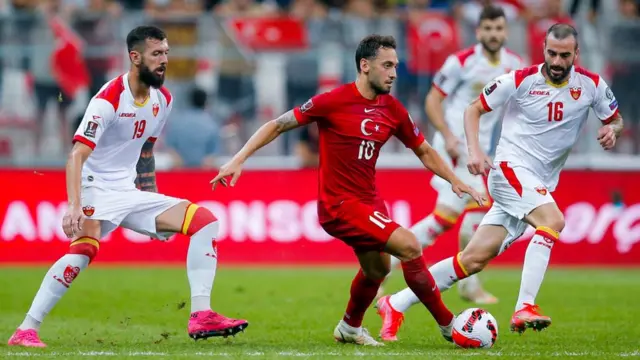 Türkiye, uzatmalarda yediği golle Karadağ ile berabere kaldı.