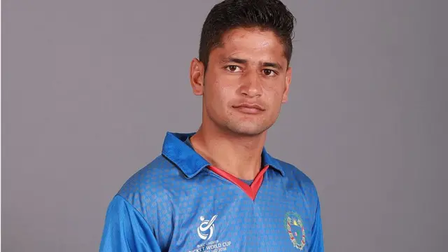 وفادار مومند