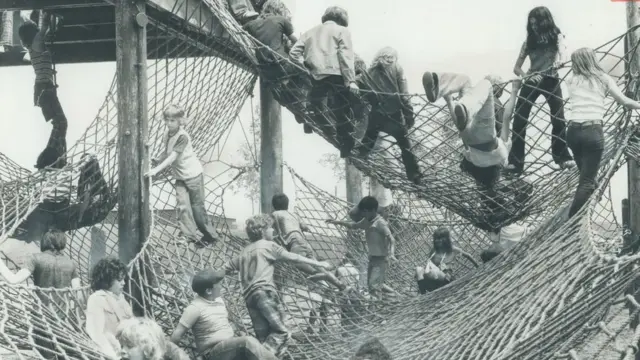 mandi bola, permainan, anak-anak