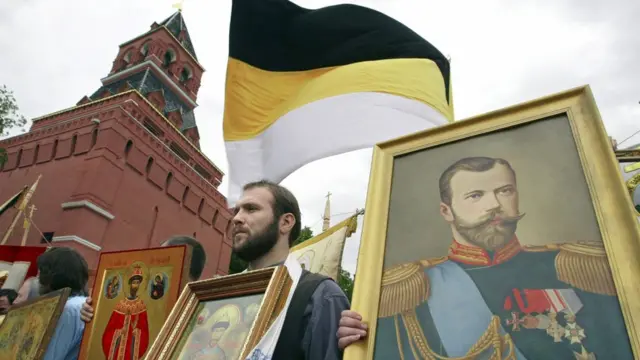 Marcha en memoria del zar Nicolás II.