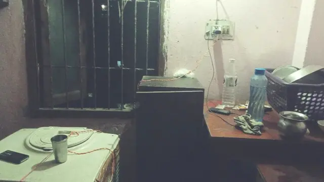 దుర్గాసింగ్ ఇల్లు