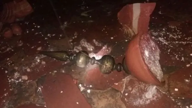 વાવાઝોડામાં નુકસાન પામેલા એક મિનારાની તસવીર