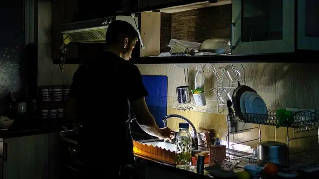 بی‌برقی در خانه‌های ایران