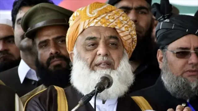 تصویری از مولانا فضل‌الرحمن، رهبر جمعیت علمای اسلام پاکستان 