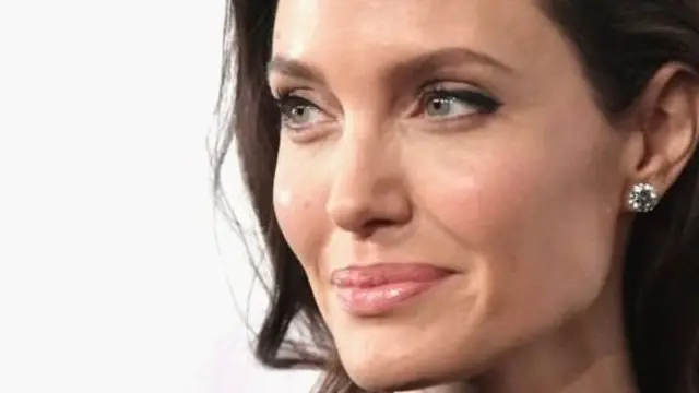 安吉丽娜·朱莉