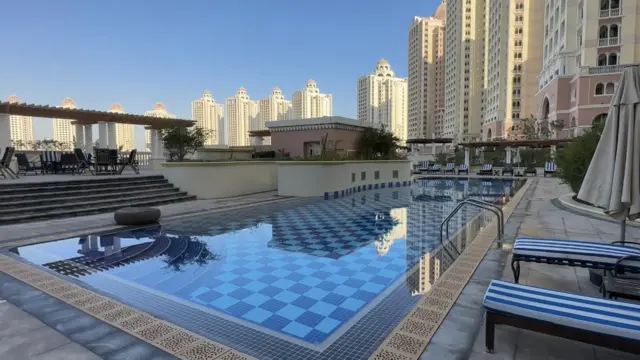 Piscinaesportes da sorte de onde éuma das torres