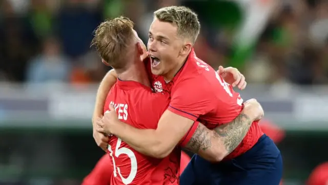 बेन स्टोक्स और सैम करन