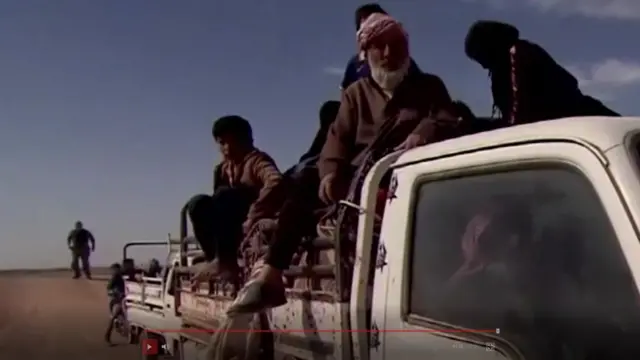 نازحون من المدنيين تركوا الرقة