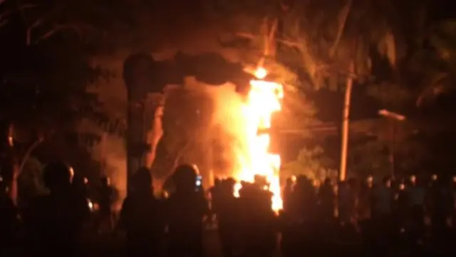 தீ வைக்கப்பட்ட ராஜபக்ஷ குடும்பத்தின் பூர்விக வீடு அரசு அருங்காட்சியகமாக உள்ளது.