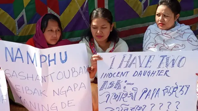 सरकार के ख़िलाफ़ प्रदर्शन