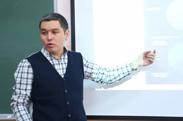 БАКЫТБЕК АБДУЛЛАЕВ, билим берүү эксперти:
