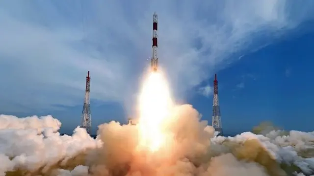 श्रीहरिकोटा से पीएसएलवी रॉकेट लांचर के ज़रिए सैटलाइट स्पेस में छोड़ा गया.