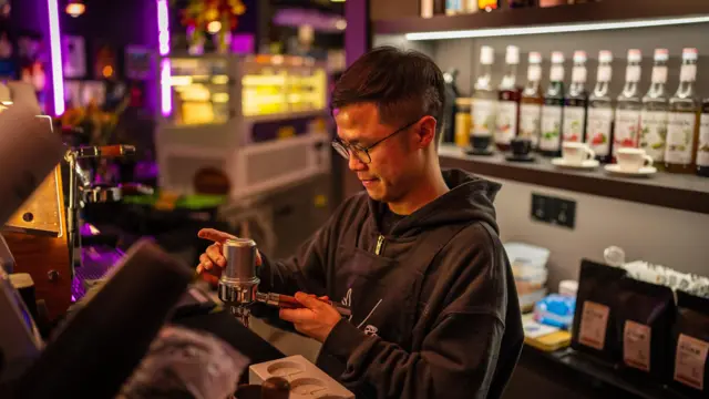 ကဖေးမြို့၊ ကော်ဖီ၊ ရှန်ဟိုင်း