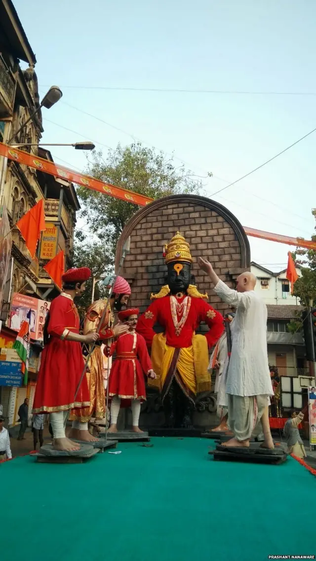 मुंबईतल्या गुढीपाडव्याची क्षणचित्रे