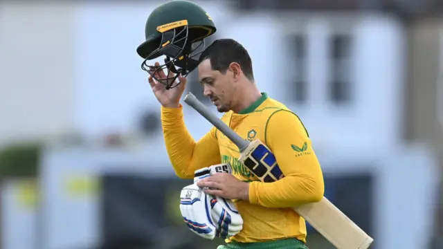 কুইন্টন ডি ককের স্ট্রাইক রেট- গত এক বছরে ১৩৪।