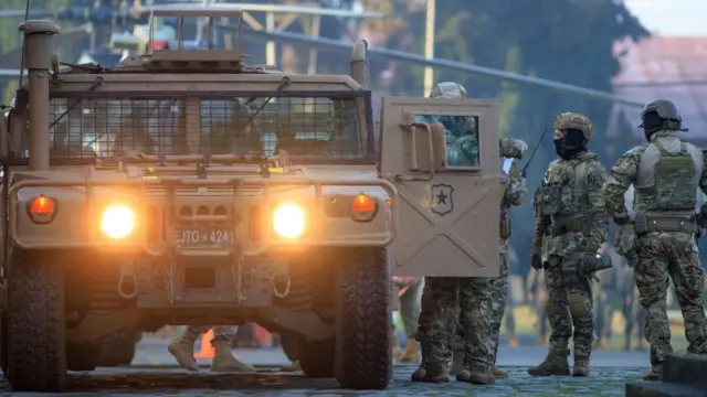 Militares en zona roja mapuche