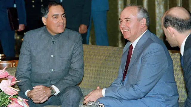 राजीव गांधी और गोर्बाचेव