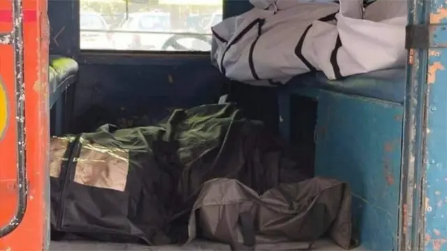 ఒకే వాహనంలో మృతదేహాలు