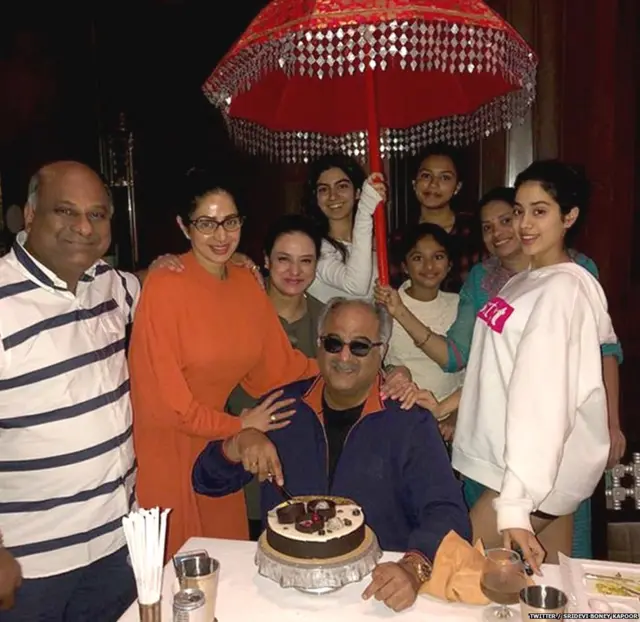 श्रीदेवी या कपूर कुटुंबात रमल्या होत्या.