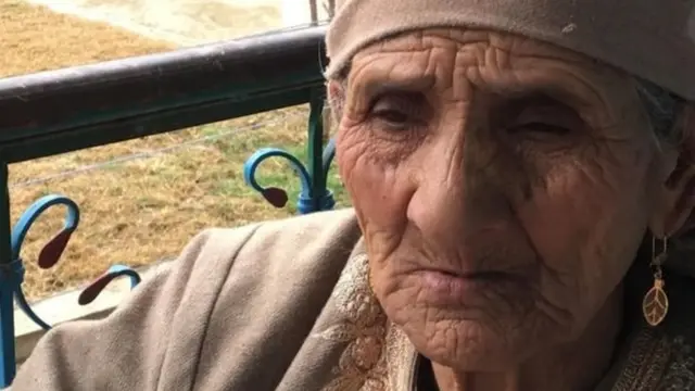 रियाज नायकूची आजी