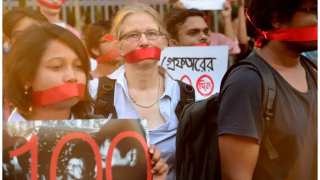 শহিদুল আলমের মুক্তি চেয়ে ঢাকায় বিক্ষোভ