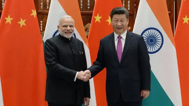 சீன அதிபர் ஷி ஜின்பிங் - நரேந்திர மோதி