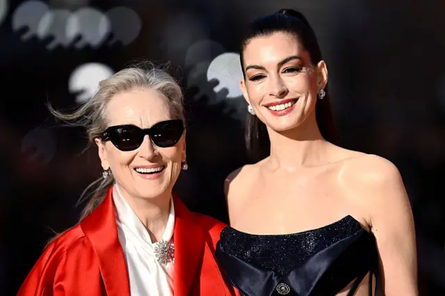 梅莉史翠普（Meryl Streep）和安海瑟薇（Anne Hathaway）