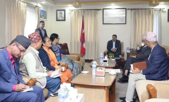 आन्दोलनरत शिक्षकका प्रतिनिधि र सरकारबीच भएको छलफल