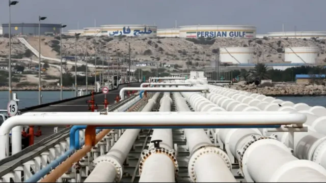 Нефтяные терминалы на острове Харк