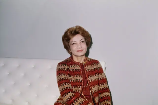 બીબીસી ગુજરાતી ઈરાન શાહ ઇસ્લામ અશરફ પહલવી શાહજાદી મોહમ્મદ રઝા અમેરિકા બુરખો ક્રાંતિ હિજાબ જિમી કાર્ટર 