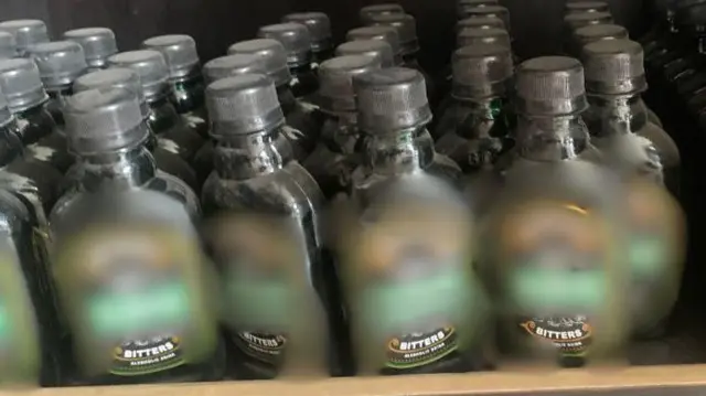 Bọtọlụ mmanya mkpọrọgwụ herbal bitters