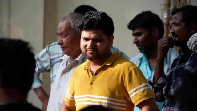 వినోద్ ఫోటో 