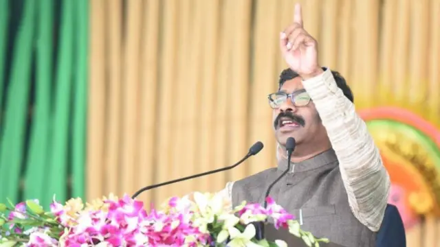 ఈడీ దాడులు