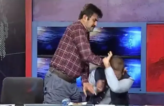 పాకిస్తాన్ చర్చ