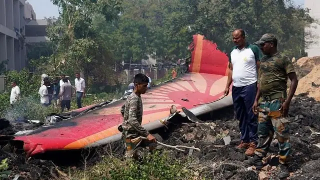 બીબીસી ગુજરાતી, ગુજરાત, અમદાવાદ, પ્લેન ક્રૅશ, અમદાવાદ પ્લેન ક્રૅશ, વિમાન દુર્ઘટના, સિવિલ હૉસ્પિટલ, ડીજીસીએ, ઍર ઇન્ડિયા