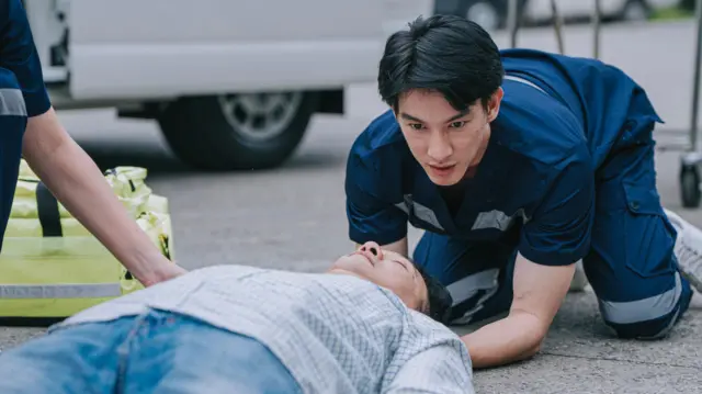 கேரளா, மருத்துவம், சாலை விபத்துகள், கிரிகோதைரோடமி
