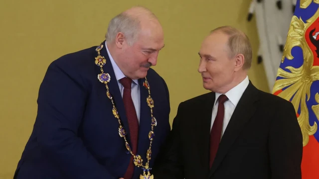 Ông Lukashenko và ông Putin tại một cuộc họp vào đầu tháng 10/2024 