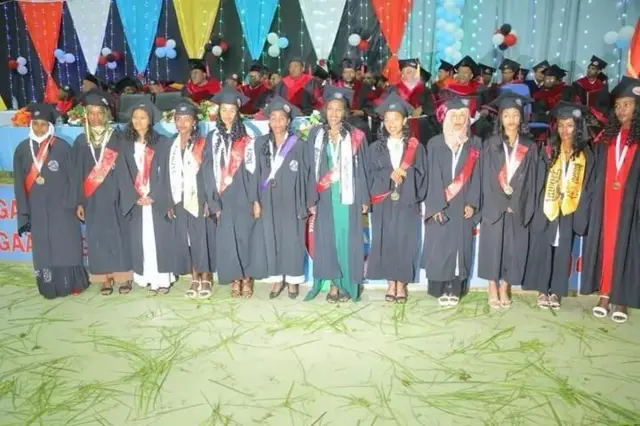 Barattoota eebbarra turan keessaa