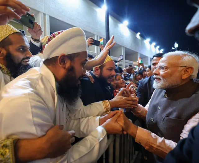 मोदी