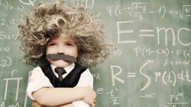 假扮成爱因斯坦的小孩