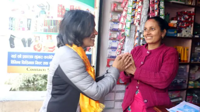 गठबन्धनकी उम्मेदवार मानुषी यमी भट्टराई मत माग्दै