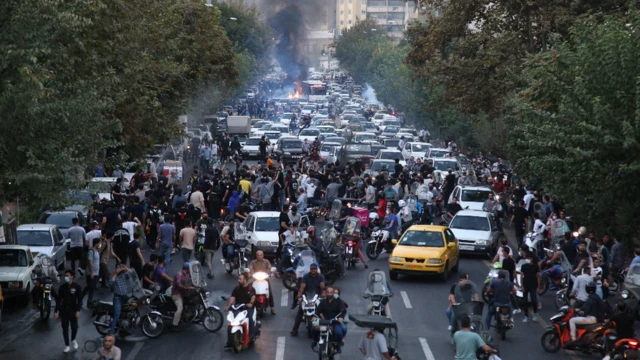 이란 거리 시위