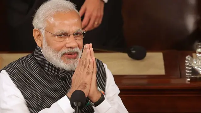 नरेंद्र मोदी